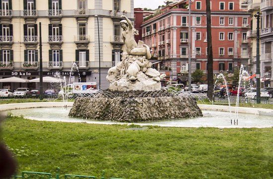 Fontana della Sirena